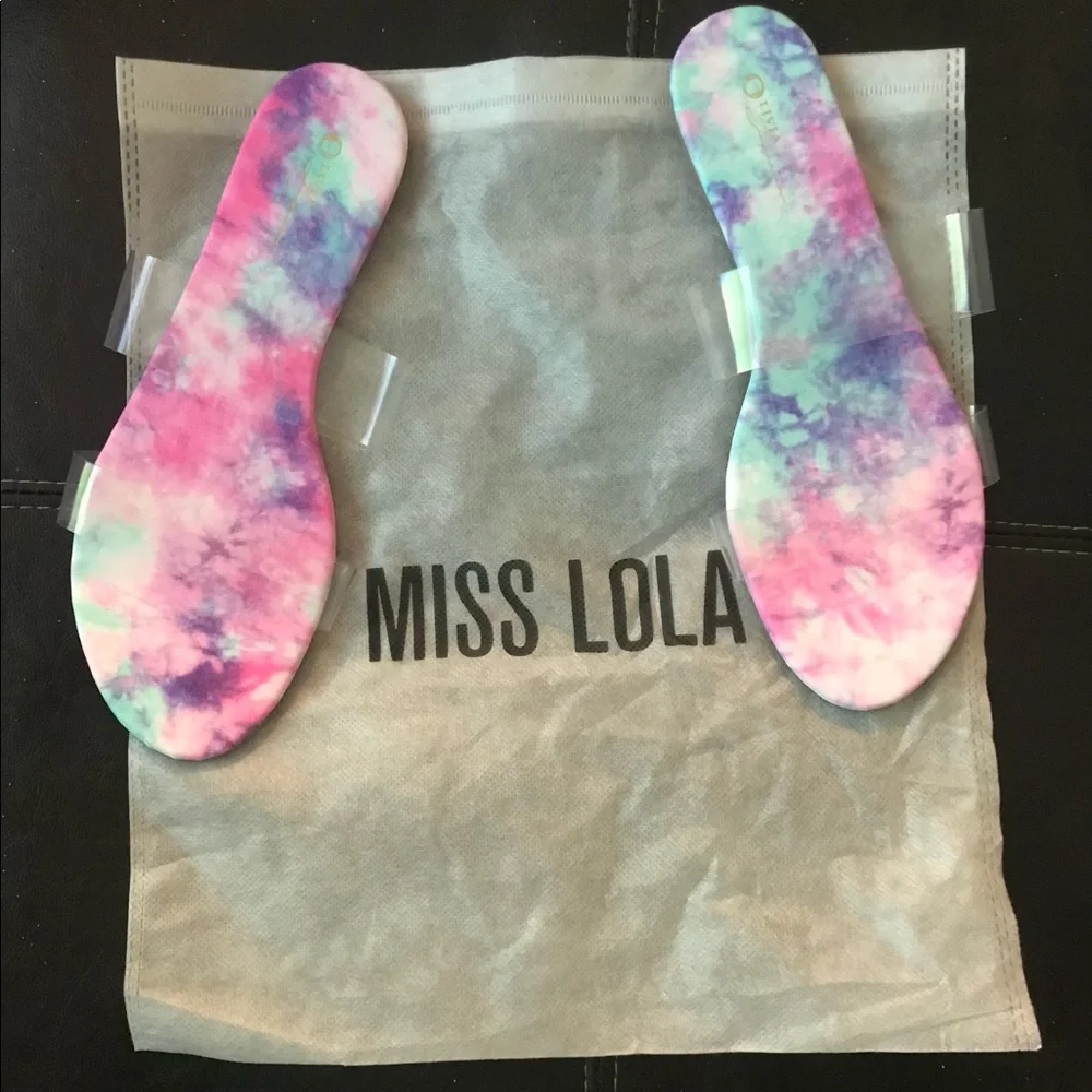 New Miss Lola Solecito Sandals